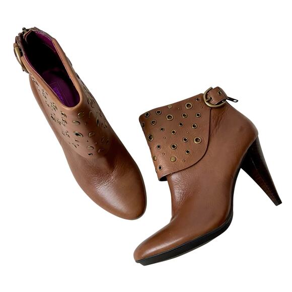 COACH Poppy Ambrielle Brown Leather Booties - Picture 1 of 11